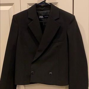 BLACK ZARA CROPPED TAILORED BLAZER - SIZE SMALL
